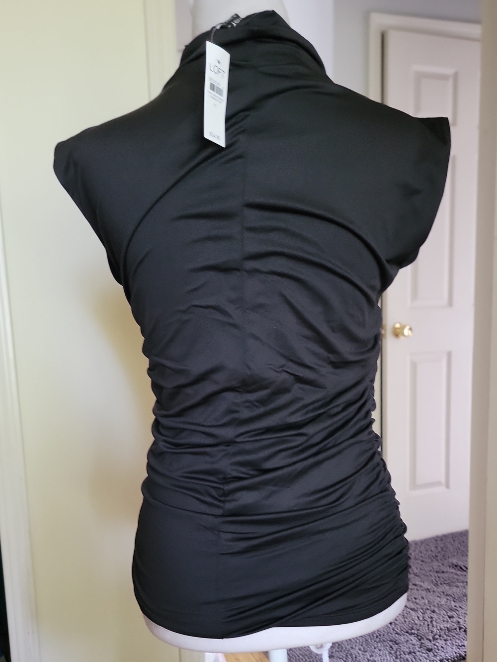 Loft Versa Black Sleeveless Ruched Mock Neck Women’s Top - Picture 3 of 7
